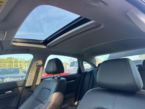 Used 2024 Honda Civic Touring image 13