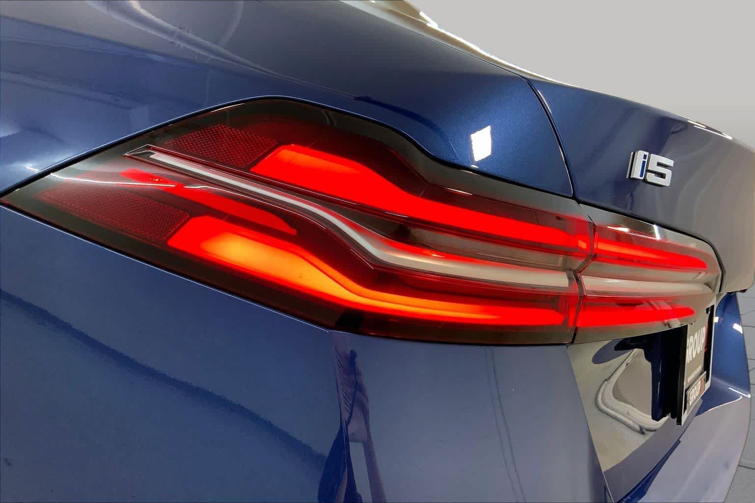 Used 2026 BMW i5 M60 AWD/4WD image 28