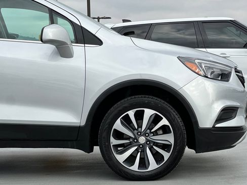 Used 2022 Buick Encore Preferred w/ Safety Package image 34