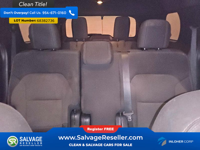 Used 2016 Ford Explorer XLT w/ Equipment Group 201A FWD image 13