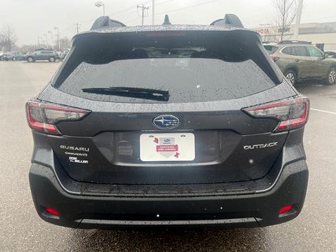 Certified 2025 Subaru Outback Premium AWD/4WD image 5