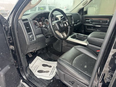 Used 2016 RAM 2500 Laramie w/ Sport Appearance Group image 10