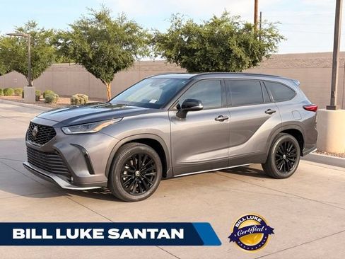 Used 2023 Toyota Highlander XSE FWD image 1