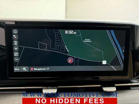 Used 2022 Kia Carnival EX FWD image 29