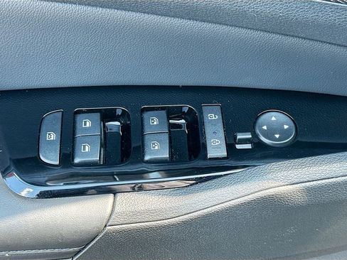 Certified 2024 Kia Sportage SX FWD image 18