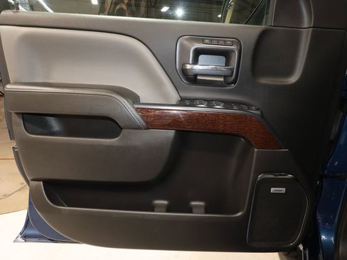 Used 2018 GMC Sierra 1500 SLT w/ SLT Premium Package image 12