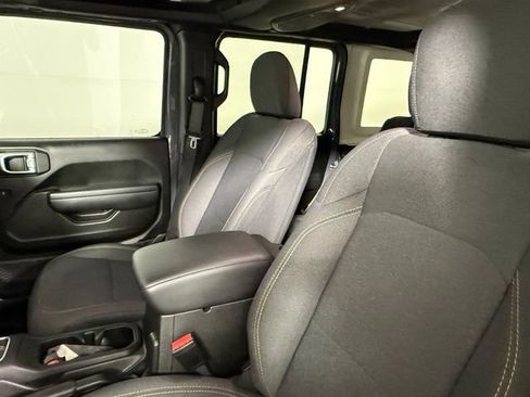 Used 2024 Jeep Wrangler Unlimited Sport AWD/4WD image 35