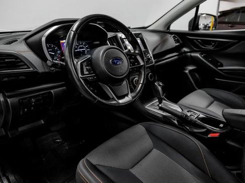 Used 2020 Subaru Crosstrek 2.0i Premium image 3