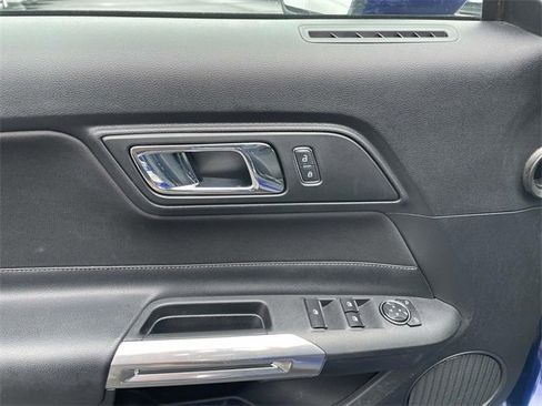 Used 2016 Ford Mustang Convertible w/ Equipment Group 051A image 12