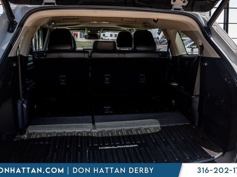 Used 2023 Toyota Highlander XLE FWD image 37