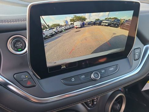 Used 2024 Chevrolet Blazer Premier FWD image 31