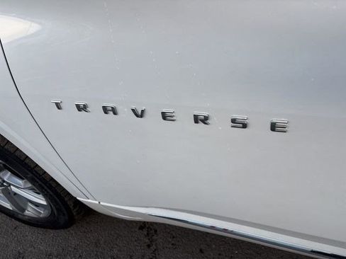 Used 2020 Chevrolet Traverse Premier image 49