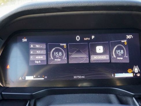 Used 2023 Jeep Grand Cherokee Altitude image 24