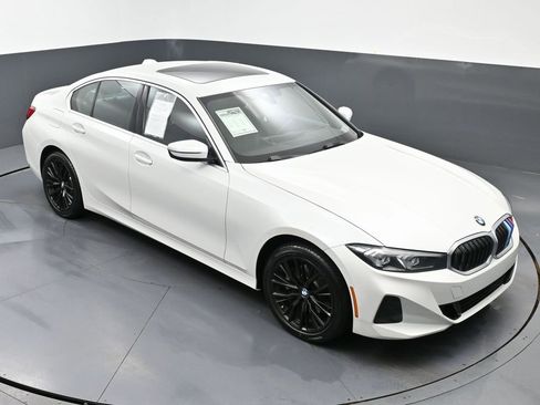 Used 2024 BMW 330i xDrive Sedan w/ Convenience Package image 43