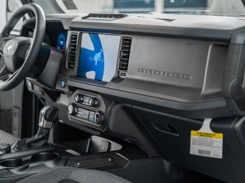 New 2026 Ford Bronco 2-Door w/ Sasquatch Package AWD/4WD image 21