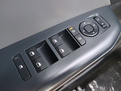 Used 2025 Kia K4 FWD image 21