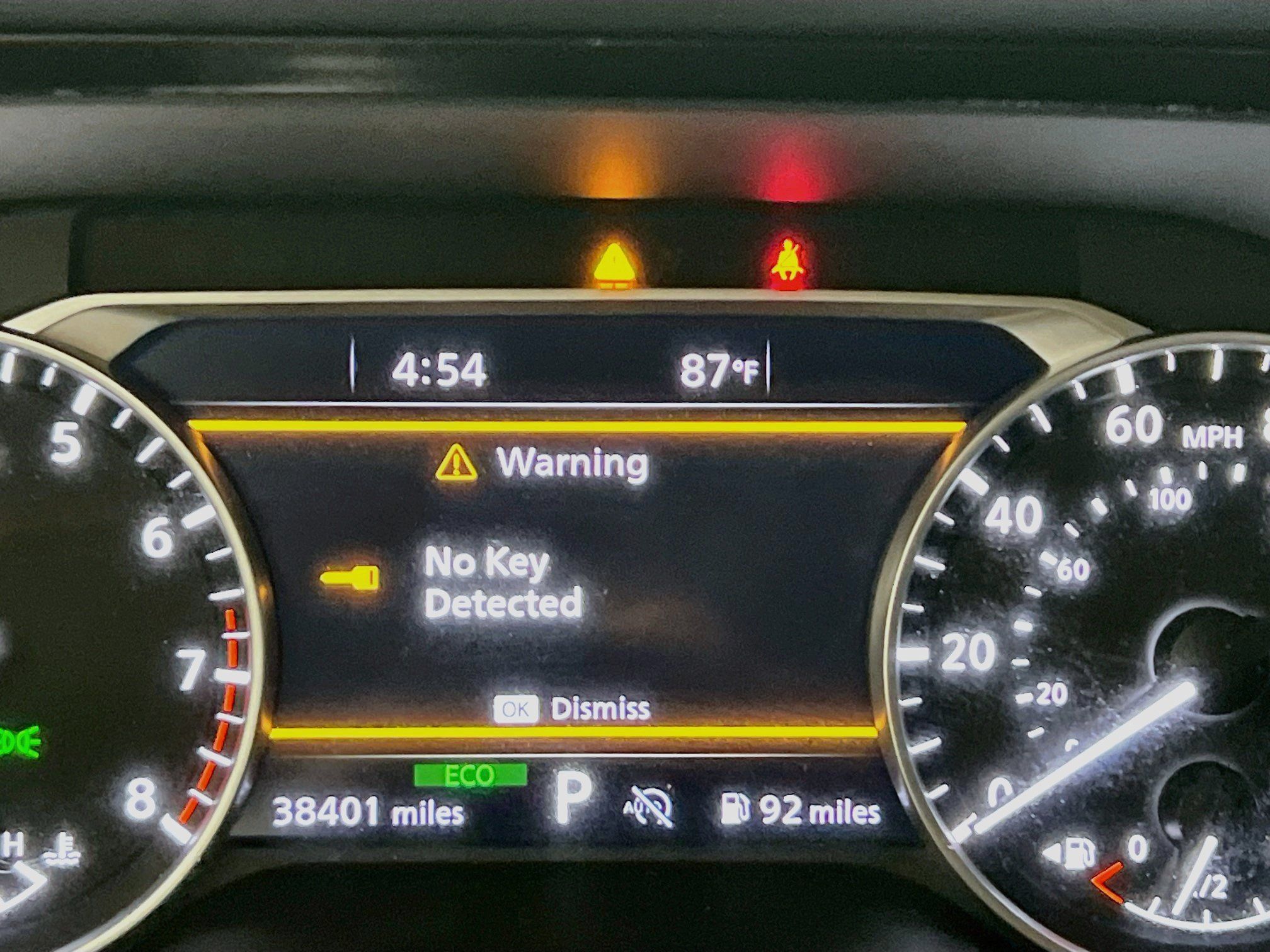Used 2023 Nissan Pathfinder SL w/ SL Premium Package FWD image 22