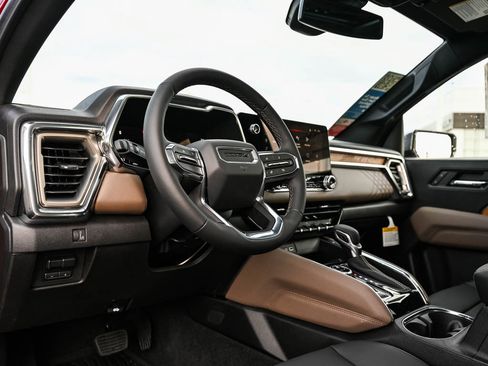 New 2026 GMC Canyon Denali AWD/4WD image 17