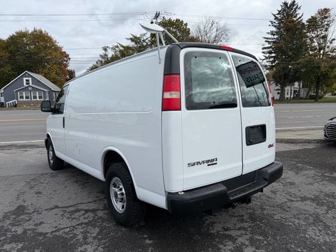 Used 2014 GMC Savana 2500 w/ Cold Climate Package image 3