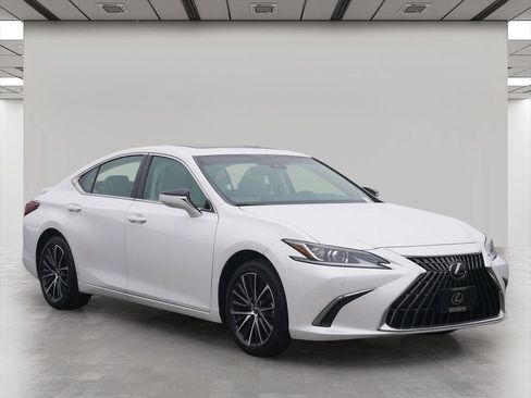 Certified 2024 Lexus ES 300h w/ Premium Package FWD image 1