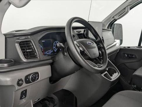 Used 2023 Ford Transit 350 XLT image 23