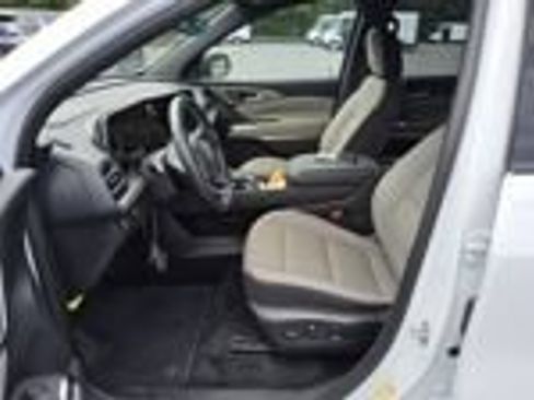 Used 2026 Chevrolet Traverse LT w/ Driver Confidence Package FWD image 15
