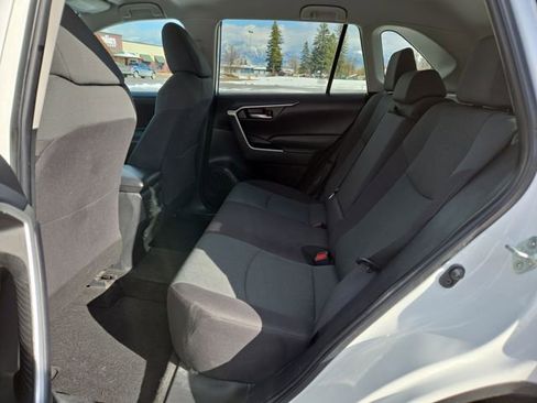 Used 2023 Toyota RAV4 XLE image 29