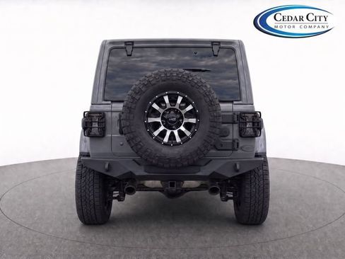 Used 2021 Jeep Wrangler Unlimited Rubicon AWD/4WD image 7
