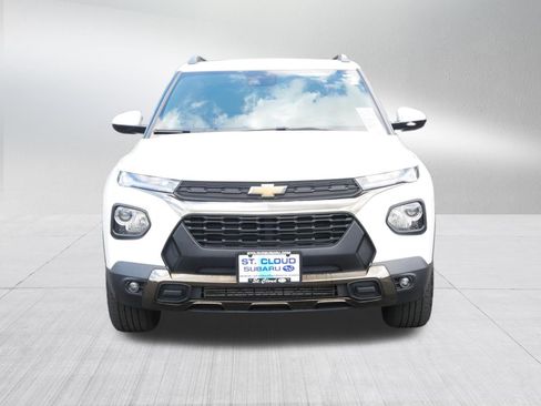 Used 2023 Chevrolet TrailBlazer ACTIV w/ Sun and Liftgate Package AWD/4WD image 2