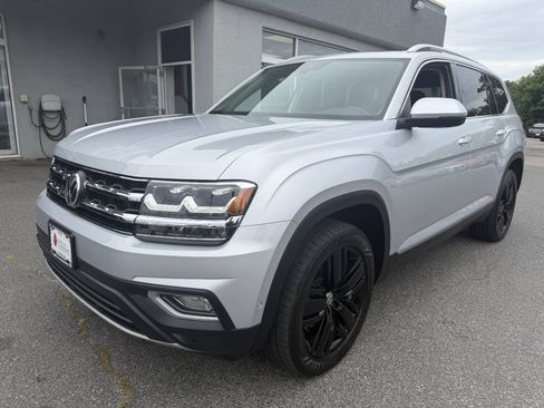 Used 2019 Volkswagen Atlas SEL Premium AWD/4WD image 3