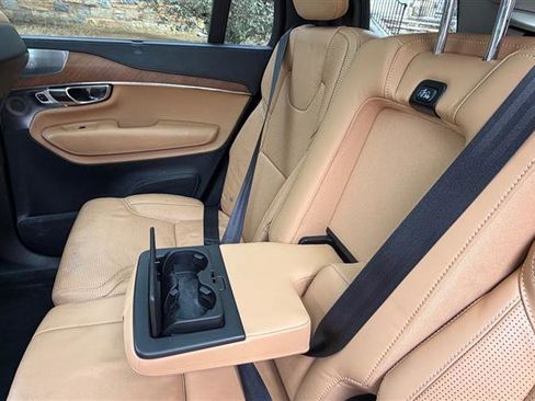 Used 2016 Volvo XC90 T8 Inscription w/ Vision Package image 36