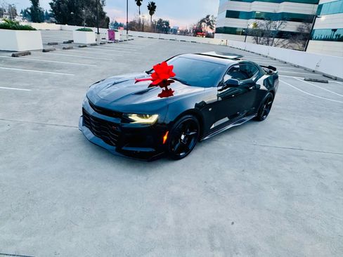 Used 2017 Chevrolet Camaro SS image 12