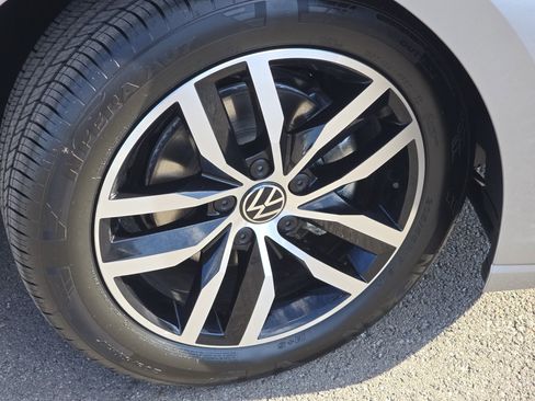 New 2026 Volkswagen Jetta SE image 13