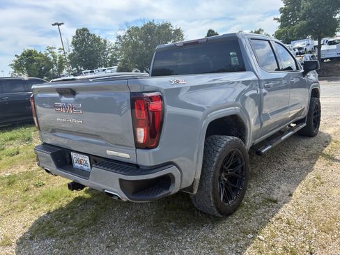Used 2024 GMC Sierra 1500 Elevation AWD/4WD image 8