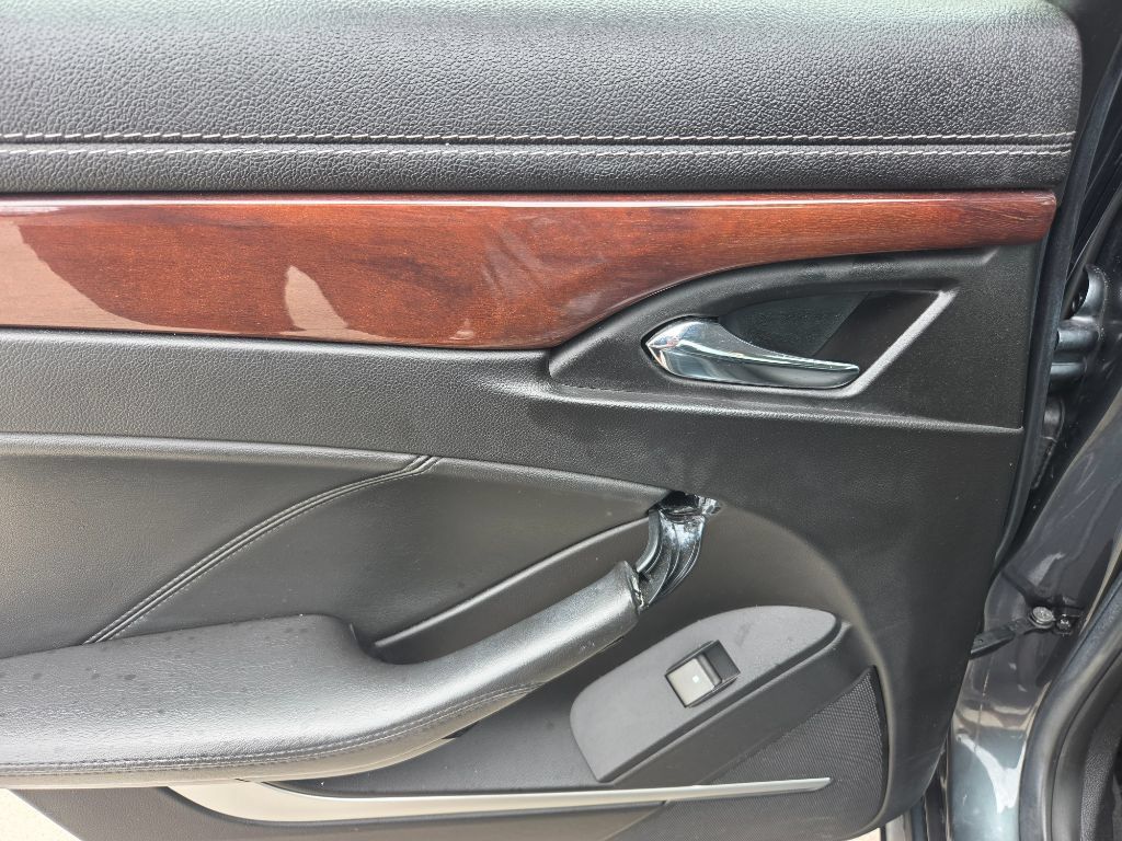 Used 2008 Cadillac CTS 3.6 w/ Wood Trim Package RWD image 22