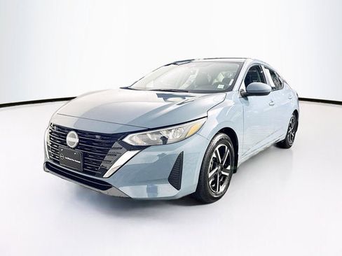 Certified 2025 Nissan Sentra SV image 1