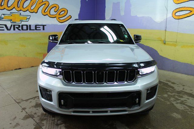 Used 2021 Jeep Grand Cherokee L Overland w/ Advanced Protech Group III AWD/4WD image 7