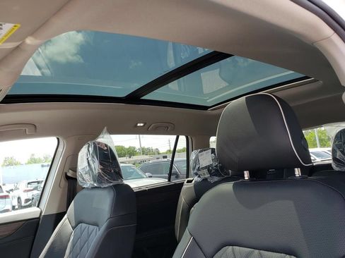 New 2026 Volkswagen Atlas SEL Premium R-Line AWD/4WD image 7