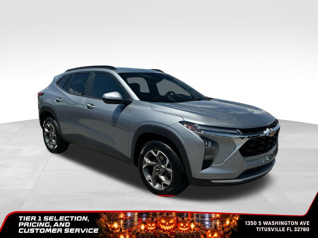 Used 2025 Chevrolet Trax LT w/ LT Convenience Package FWD image 10