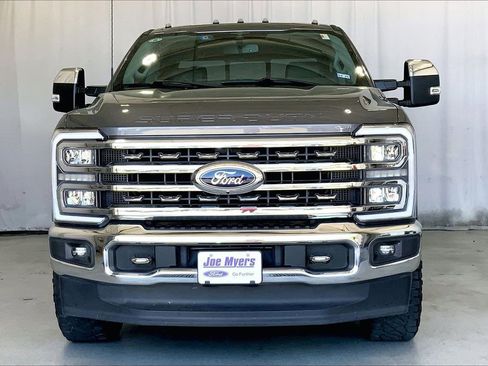 Used 2023 Ford F250 Lariat w/ Chrome Package image 3
