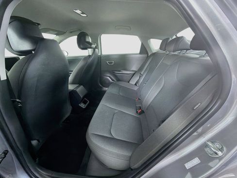 Used 2025 Kia K4 FWD image 27