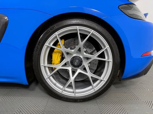 Certified 2023 Porsche 718 Cayman GT4 RS image 12