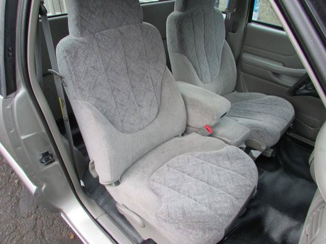 Used 2002 GMC Sonoma SL w/ Marketing Option Pkg RWD image 15