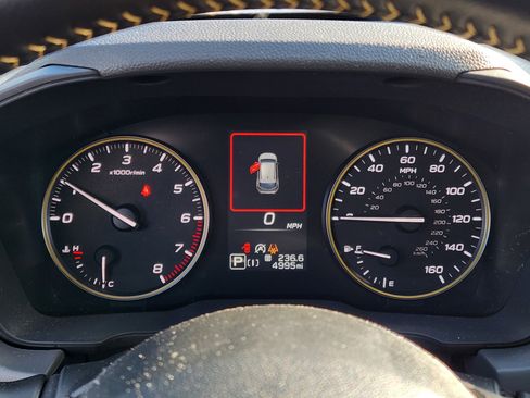 Certified 2025 Subaru Crosstrek 2.5i Sport w/ Crosstrek Mirror Package image 19