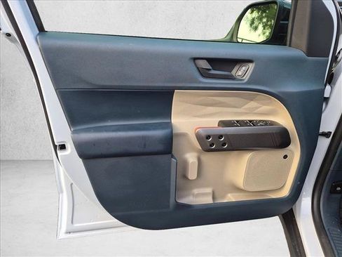 Used 2025 Ford Maverick Lariat w/ 4K Tow Package AWD/4WD image 19