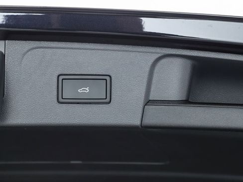 New 2026 Volkswagen Atlas SE image 30