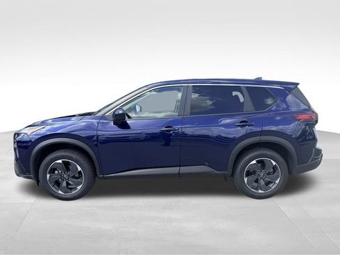 Used 2025 Nissan Rogue SV AWD/4WD image 8