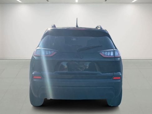 Used 2023 Jeep Cherokee Altitude Lux image 5