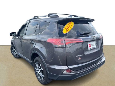Used 2017 Toyota RAV4 LE FWD image 6
