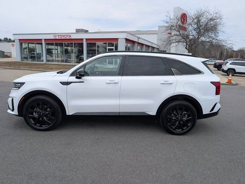 Used 2022 Kia Sorento SX FWD image 2